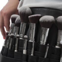 Miniguida all’acquisto e manutenzione dei pennelli trucco