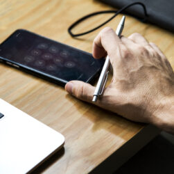 Quanto costa cambiare gestore telefonico mantenendo il proprio numero?