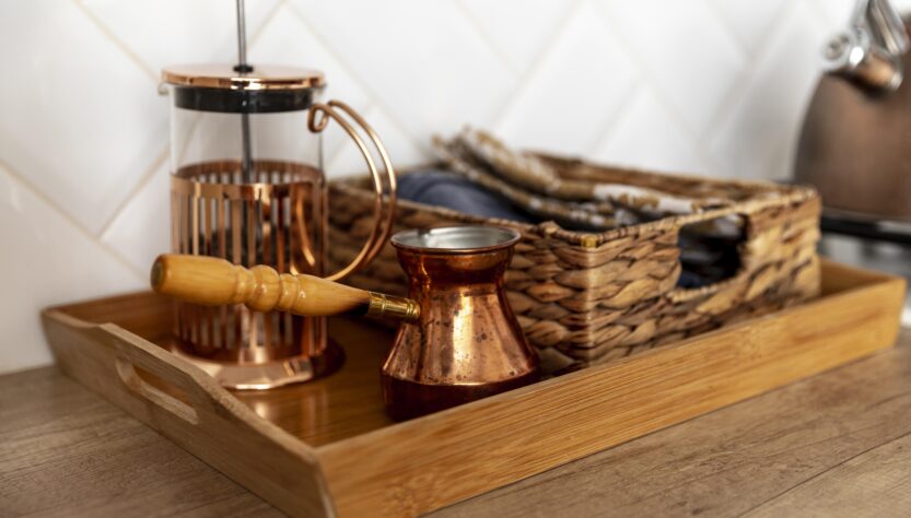 Complementi in rame e ottone per la tua casa: ecco come lucidarli