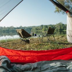 Soluzioni per dormire in camping durante le vacanze.